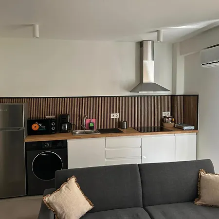 Nieves Apartment *